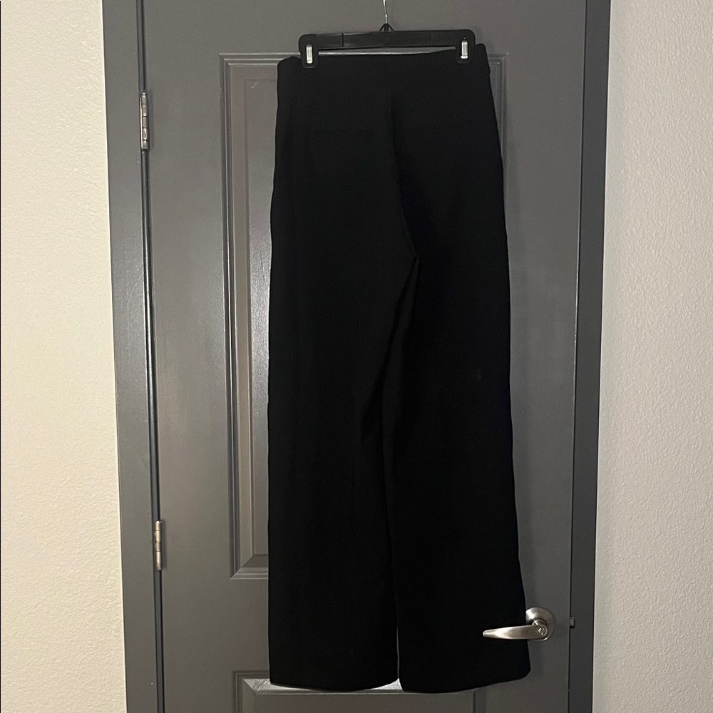 Aritzia Chic Black Wide Leg Women's Pants - Picture 2 of 4